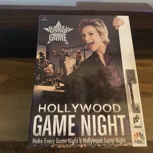 Hollywood Game Night Party Game NBC Jane Lynch Cardinal 2014 Sealed